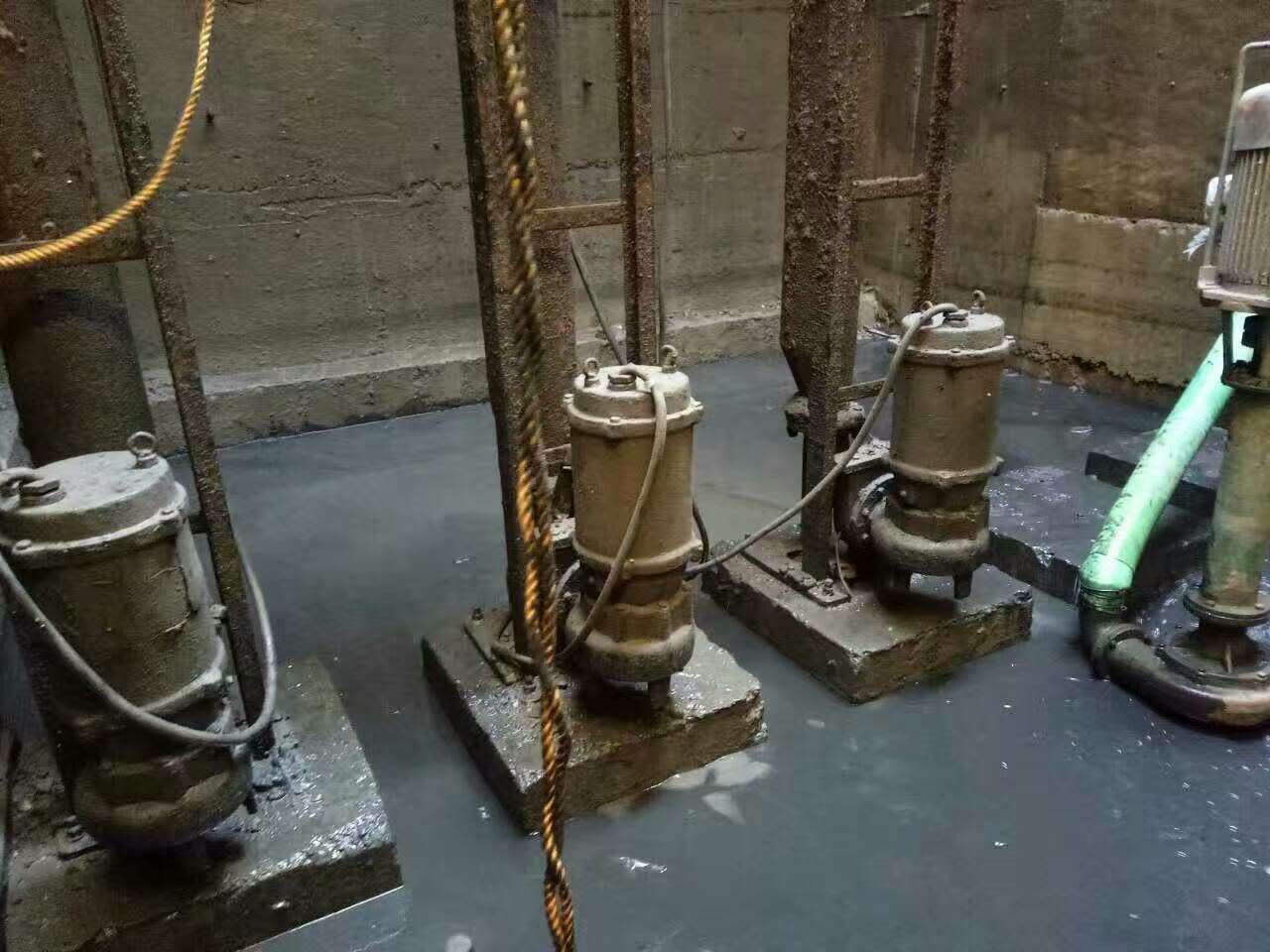 鲅鱼圈污水池清理